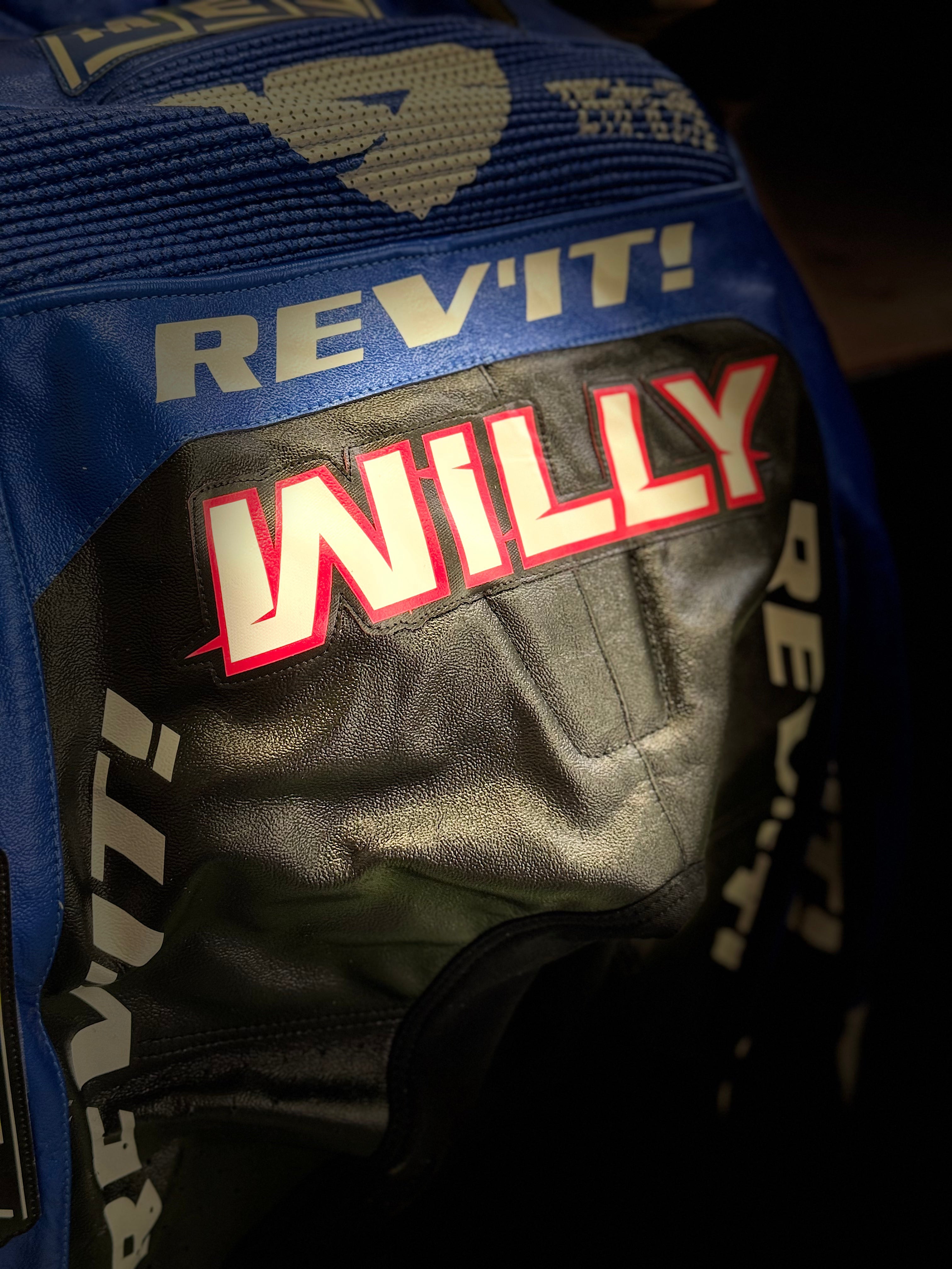 REV'IT X 201